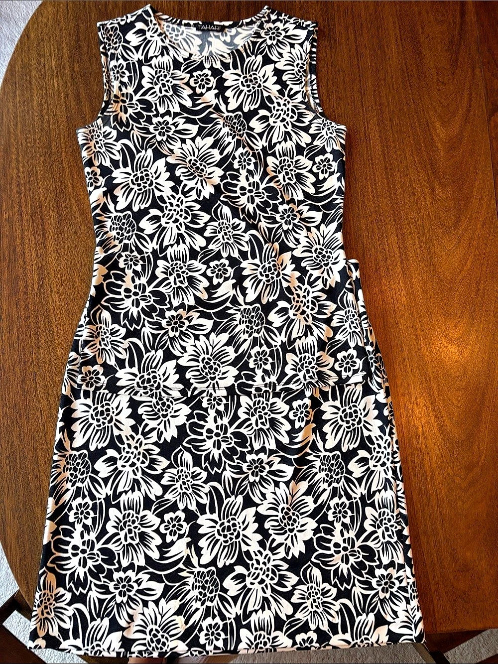 Tahari Black & White Floral Skirt & Tank Set, Size Small Vintage